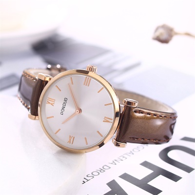Montre avec bracelet en acier/Bracelet en cuir pour femmes gravure romaine avec miroir revêtu