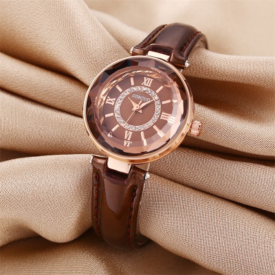 Montres dames chiffres romains bracelet en cuir brillant quartz imperméable