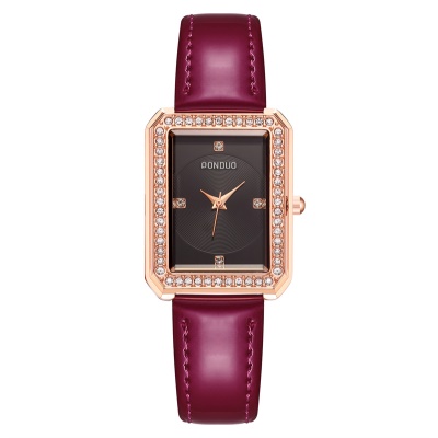 Montres dames cadran carré bracelet en cuir de vache serti de diamants