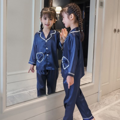Pyjama pour enfants deux pièces Ice Silk Lace Love Pocket Boutons