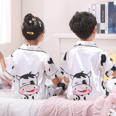 Pyjama pour enfants deux pièces Ice Silk vaches imprimé revers