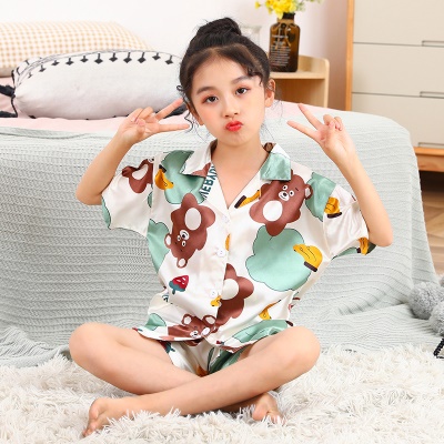 Pyjama pour enfants deux pièces Ice Silk dessin animé motif revers lâche