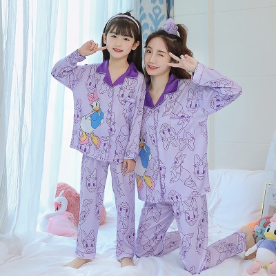 Pyjama pour enfants deux pièces avec revers en soie glacée cardigan à manches longues