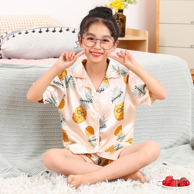 Pyjama pour enfants deux pièces Ice Silk dessin animé motif revers lâche