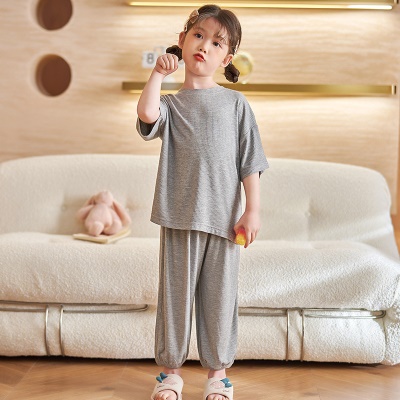 Pyjama 2 pièces en tissu modal gris