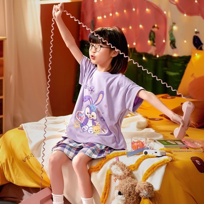 Pyjama pour enfants deux pièces violet mignon dessin animé manches courtes short