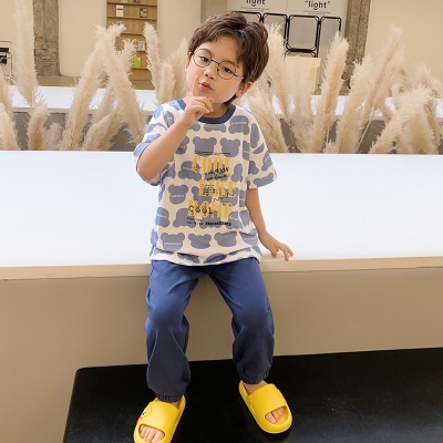 Pantalon à manches courtes pour les enfants