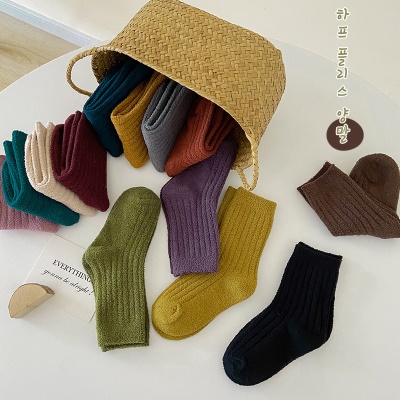 Chaussettes pour enfants Chaussettes chaudes épaissies à moitié velours
