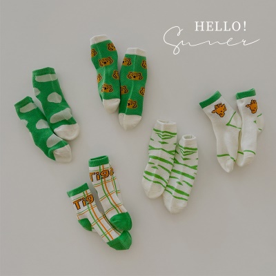 Chaussettes pour enfants ensemble de cinq pièces en coton peigné à pois à carreaux rayures bande dessinée