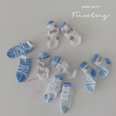 Set de 5 pièces de chaussettes pour enfants en maille respirante à pointes ondulées en coton peigné à carreaux