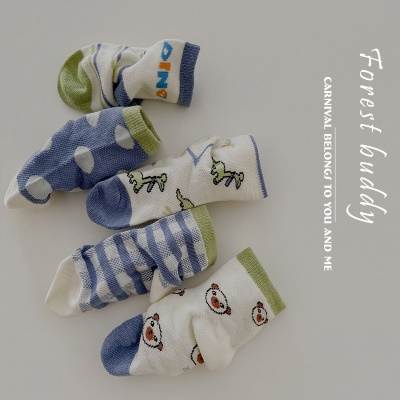Set de 5 pièces de chaussettes pour enfants en maille respirante à pointes ondulées en coton peigné à carreaux