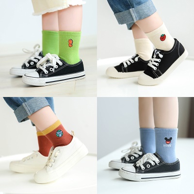 Chaussettes pour enfants en coton Chaussettes pour enfants bande dessinée brodée