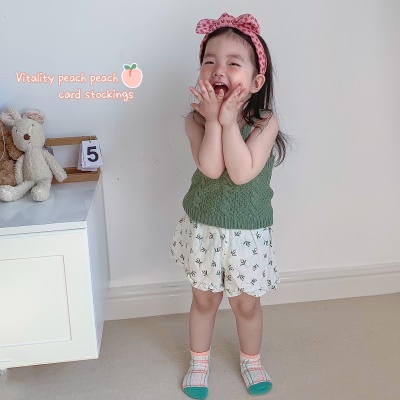 Set de cinq pièces de chaussettes pour enfants en maille de soie dentelle