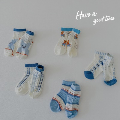 Set de 5 pièces de chaussettes pour enfants Cartoon Animal Mesh respirant rayures carré
