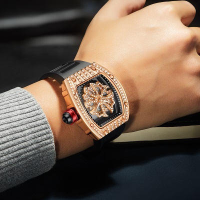 YASHIDUN montre bracelet en caoutchouc avec diamants pointeurs lumineux