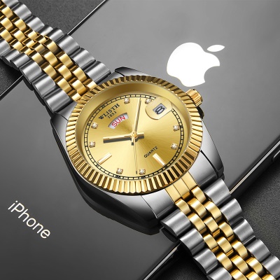 Montres pour hommes or quartz bracelet en acier