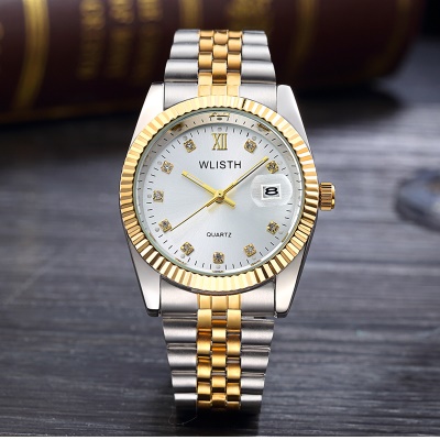Montre à quartz exquise imperméable à la lumière
