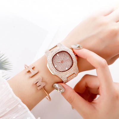 WLISTH montres plein diamant conception étanche calendrier fenêtre