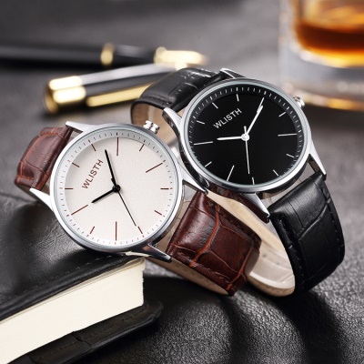 Montres à quartz avec bracelet en cuir
