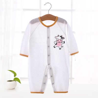 Combinaison bébé en maille de coton respirante et légère