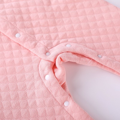 Combinaison bébé triple pince en coton pour respirer la transpiration et respirer à carreaux