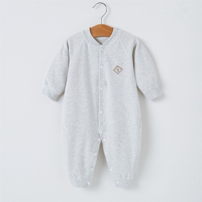 Combinaison bébé rayé simple boutonnage confortable et doux
