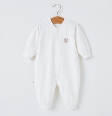 Combinaison bébé rayé simple boutonnage confortable et doux