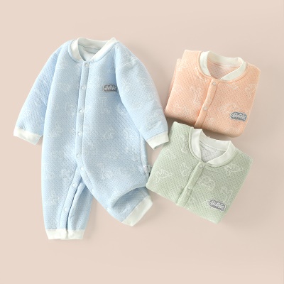 Combinaison bébé en coton triple pince coton pour la chaleur
