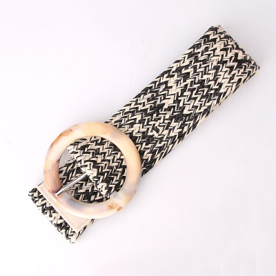 Ceinture femme imitation paille boucle ronde en résine large bande