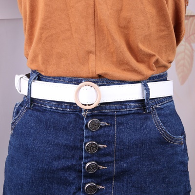 Ceinture femme avec boucle ronde dorée non perforée en cuir PU