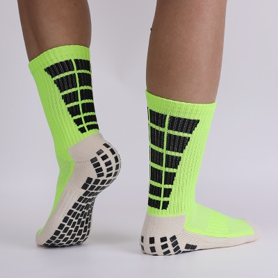 Chaussettes de football à tube moyen distribuées antidérapantes, absorbant la transpiration et résistantes à