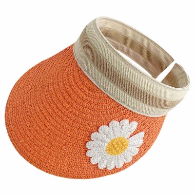 Chapeau de tennis pour femmes avec broderie de satin de paille