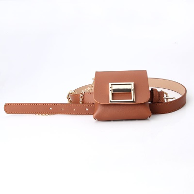 Ceinture femme chaîne dorée avec sac banane en cuir PU