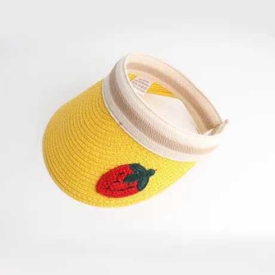 Chapeau de tennis pour femmes avec broderie de satin de paille