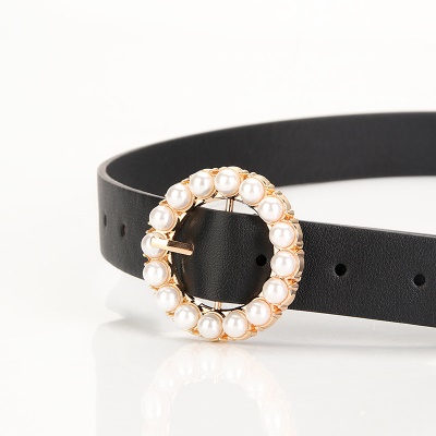 Ceinture pour femmes avec boucle ronde en perles