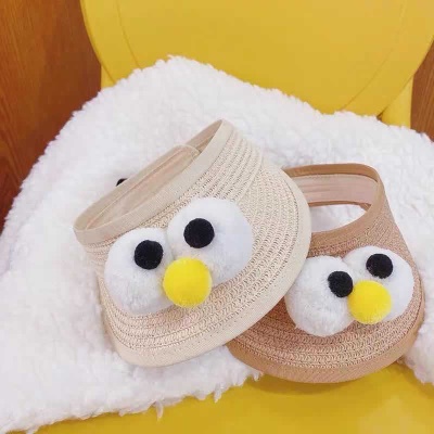 Chapeau de tennis pour femmes avec de grands yeux de protection solaire et d'ombrage en paille