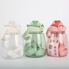 Gourde transparente  à pression portative