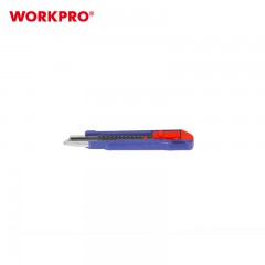 Couteau cutter d'art manche en plastique 18mm