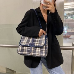 Sacs à bandoulière pour femmes avec rayures à carreaux tressés