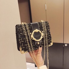 Sac à main Pochette et bandoulière pour femme avec rayures et Chaîne à carreaux