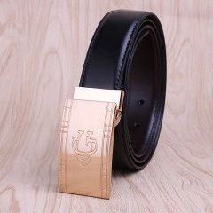 Ceinture hommes lisse cuir  boucle dorée
