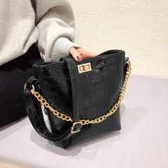 Sac à bandoulière pour femme en cuir synthétique