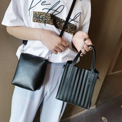 Sac à main pour femme à rayures simples