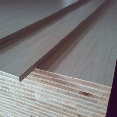 Panneau de bois multicouche