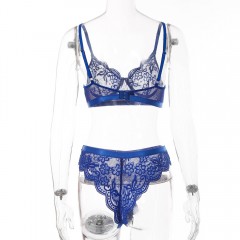 Ensemble de soutien gorge en dentelle et coton