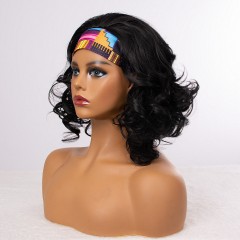 Perruque courte bouclée avec bandeau fibre synthétique de haute qualité