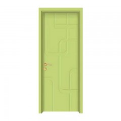 Porte intérieure avec peinture de couleur unie