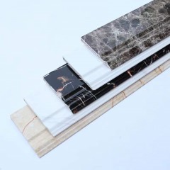 Plinthe en PVC imitation marbre