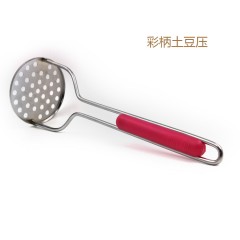 Outil d'ecrasage manuel pour purée de pomme de terre