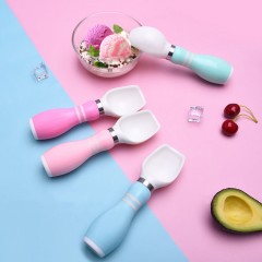 Cuillère  de crème glacée